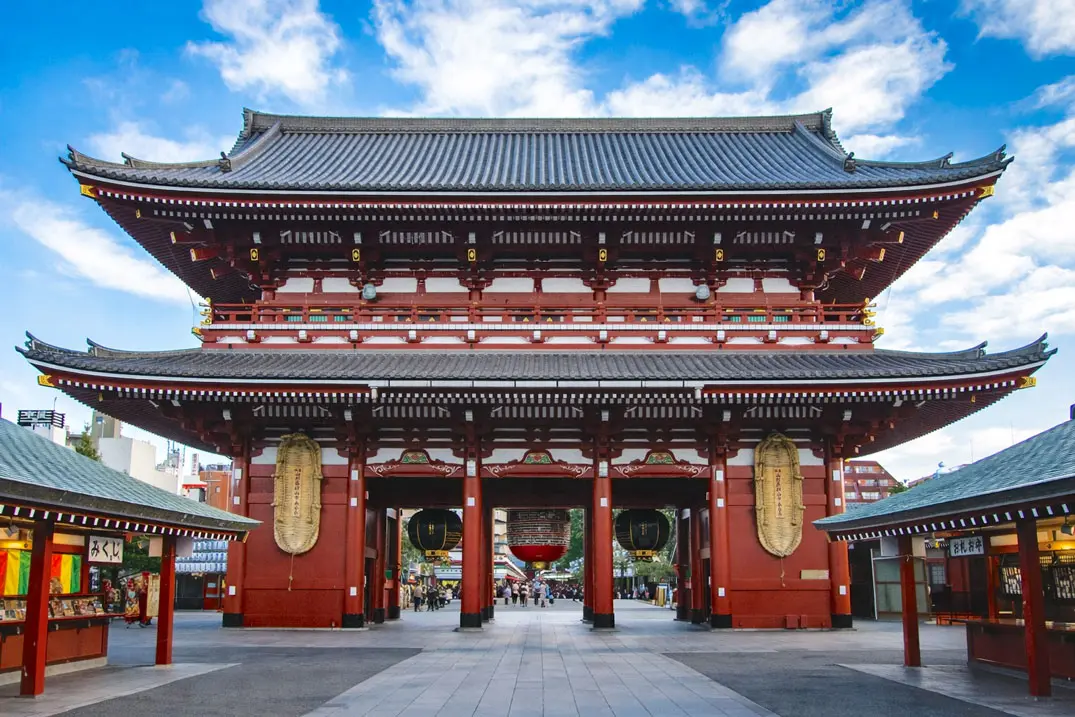 Large red gate of Sensō-ji Temple in Asakusa, Tokyo, with hanging lanterns
